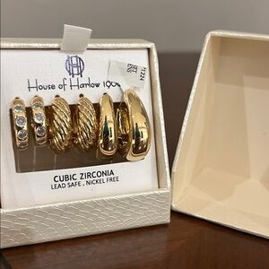 House of Harlow Earrings Set (costume) NWT ! Never worn